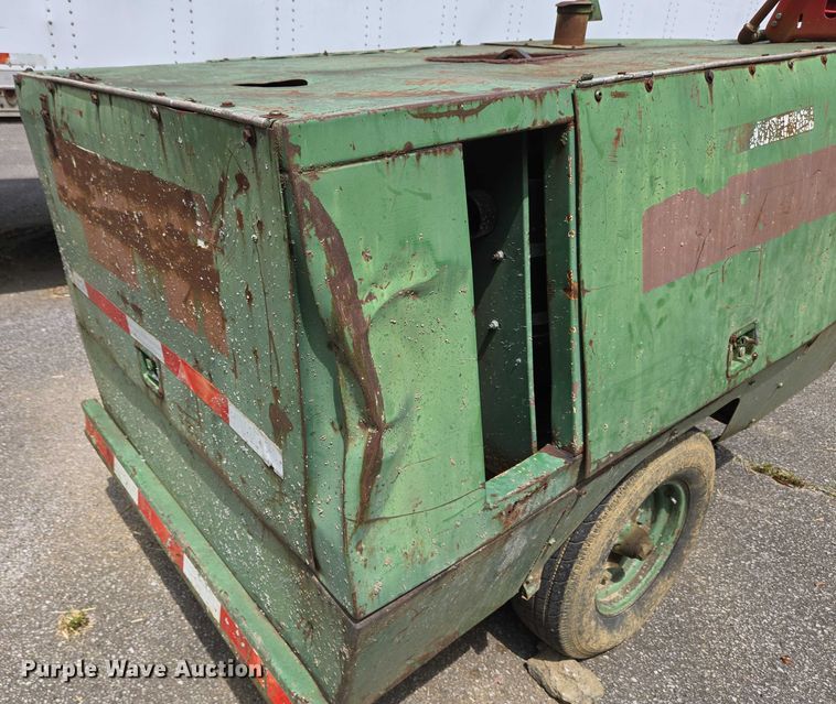 image for item EC4344 Sullair 185 DPC 2 JD air compressor