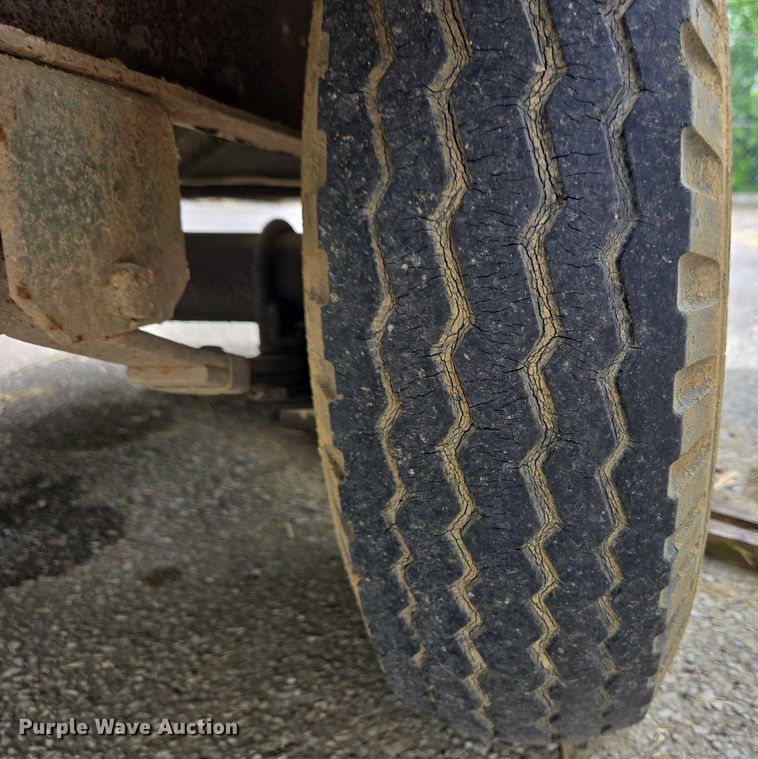 image for item EC4344 Sullair 185 DPC 2 JD air compressor