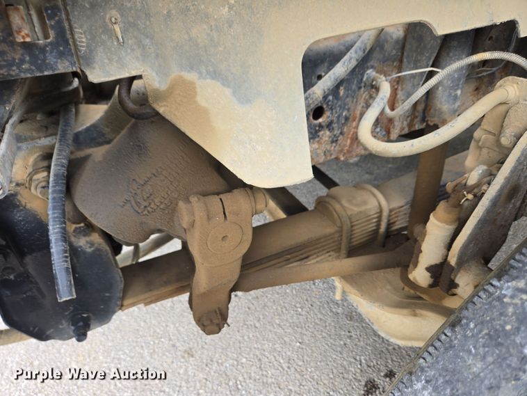 image for item EC4345 2000 GMC C7500 dump truck