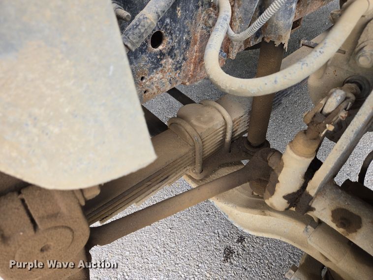 image for item EC4345 2000 GMC C7500 dump truck