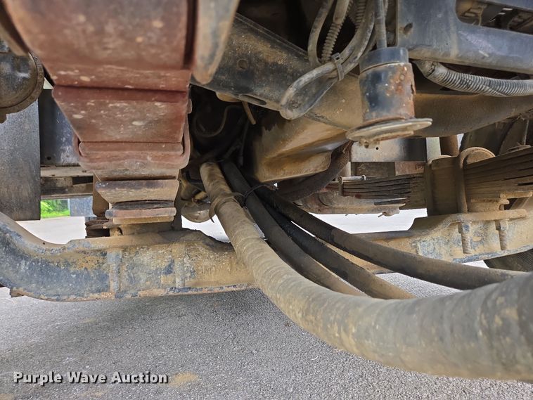 image for item EC4345 2000 GMC C7500 dump truck