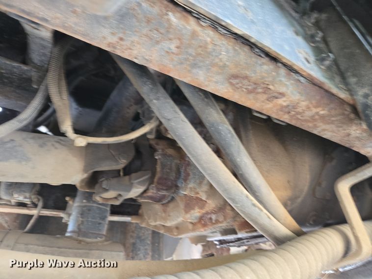 image for item EC4345 2000 GMC C7500 dump truck