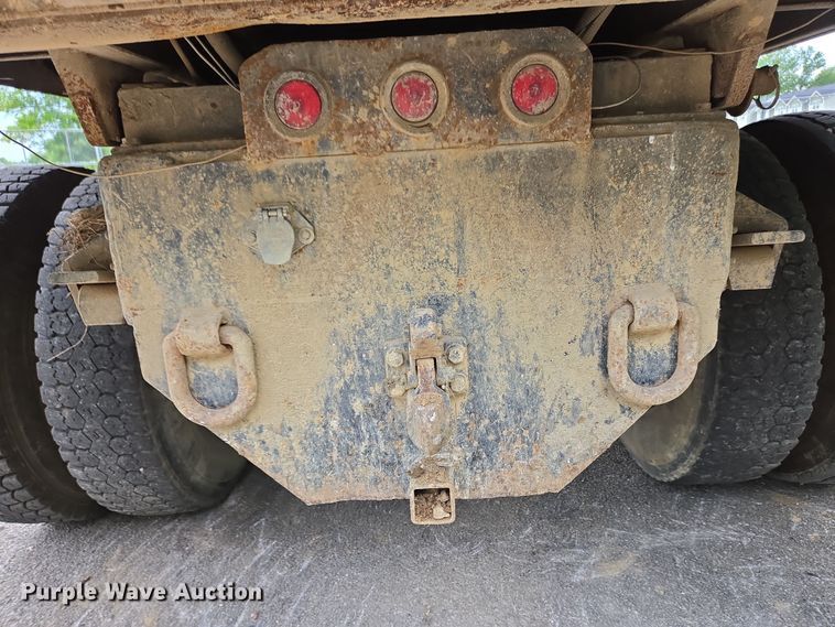 image for item EC4345 2000 GMC C7500 dump truck