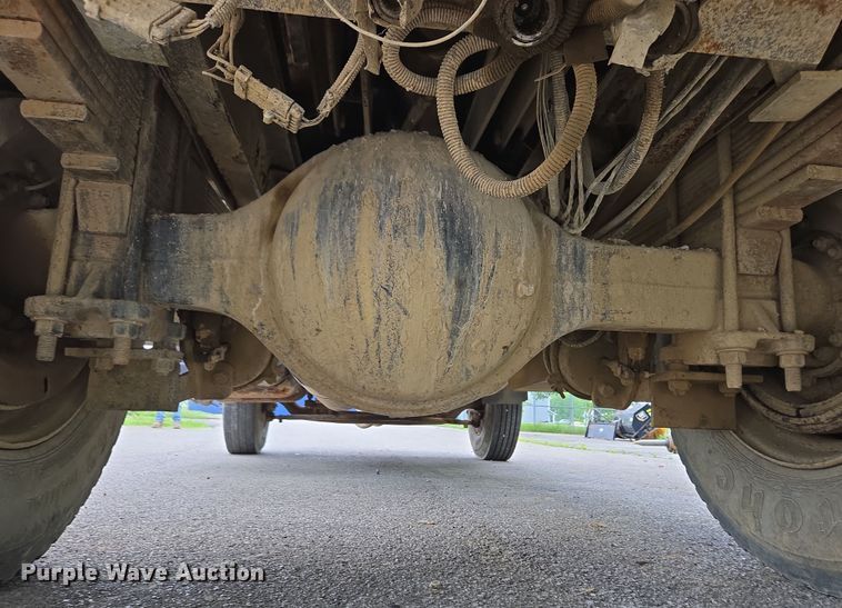 image for item EC4345 2000 GMC C7500 dump truck