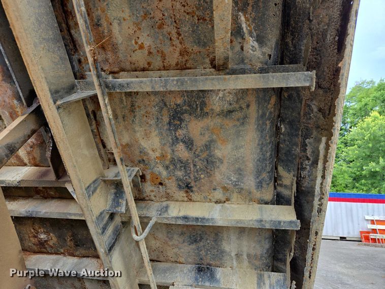 image for item EC4345 2000 GMC C7500 dump truck