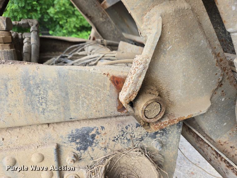 image for item EC4345 2000 GMC C7500 dump truck