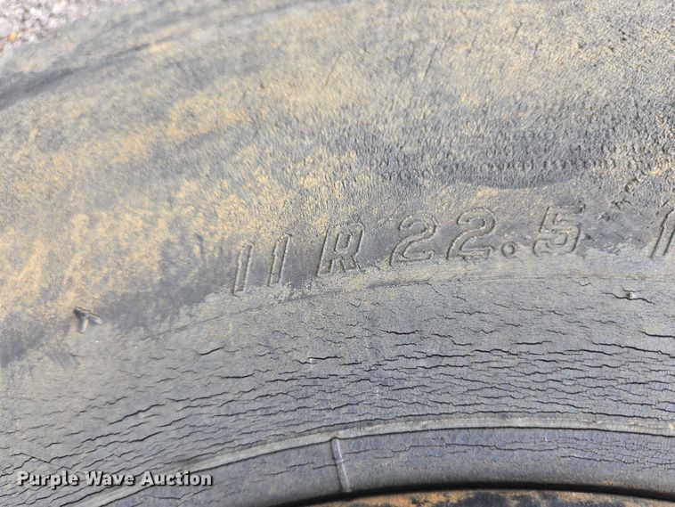 image for item EC4345 2000 GMC C7500 dump truck