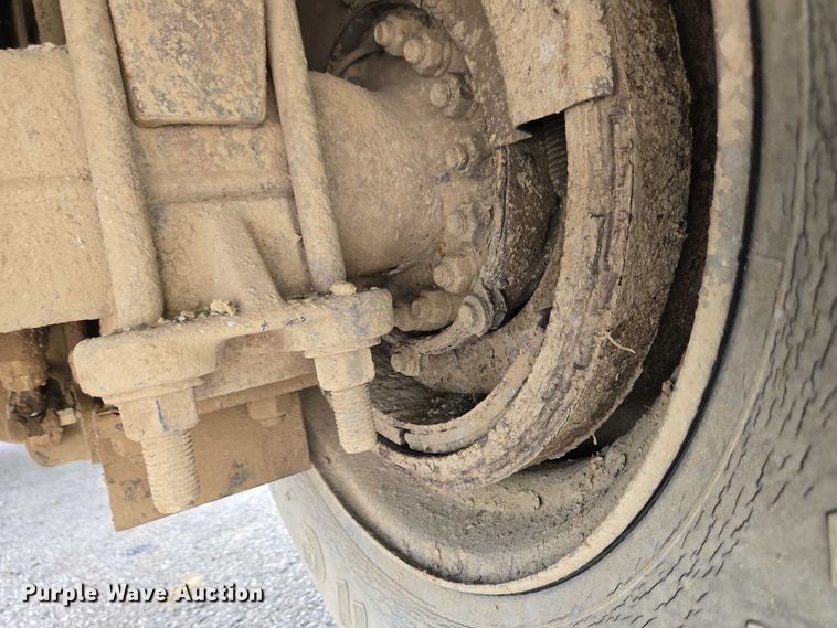 image for item EC4345 2000 GMC C7500 dump truck