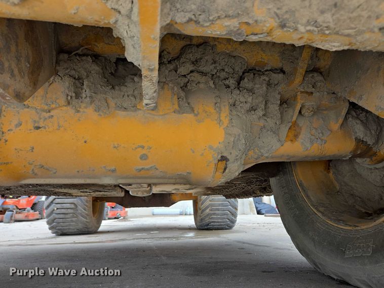 image for item EC4346 Terex TA10 fuel and lube truck