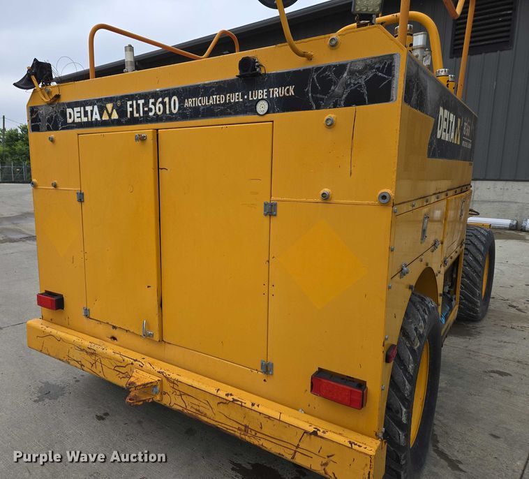 image for item EC4346 Terex TA10 fuel and lube truck