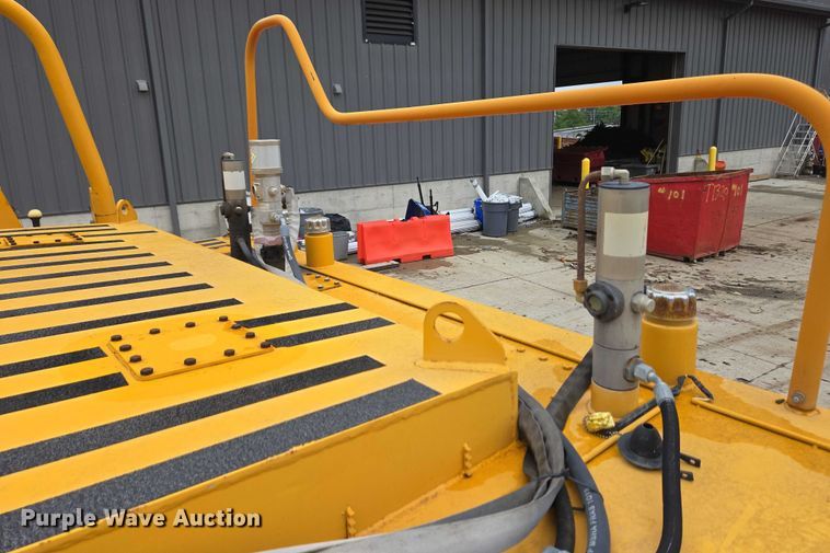 image for item EC4346 Terex TA10 fuel and lube truck