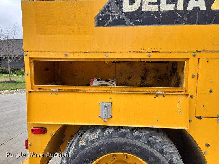 image for item EC4346 Terex TA10 fuel and lube truck