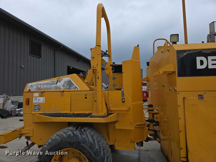 image for item EC4346 Terex TA10 fuel and lube truck