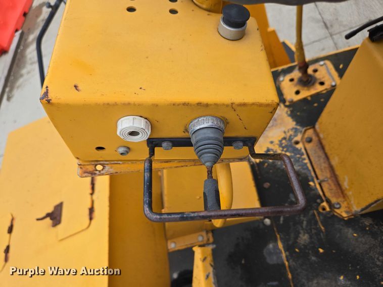 image for item EC4346 Terex TA10 fuel and lube truck