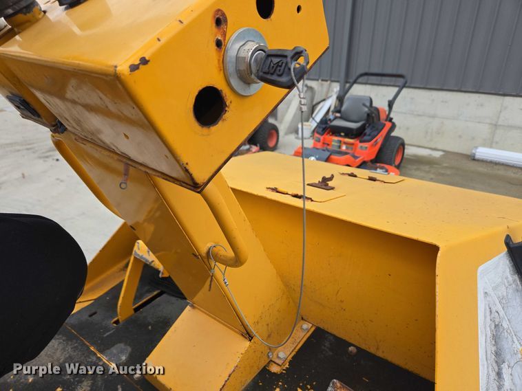 image for item EC4346 Terex TA10 fuel and lube truck