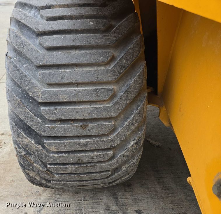 image for item EC4346 Terex TA10 fuel and lube truck