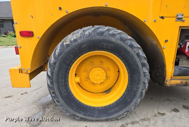 image for item EC4346 Terex TA10 fuel and lube truck