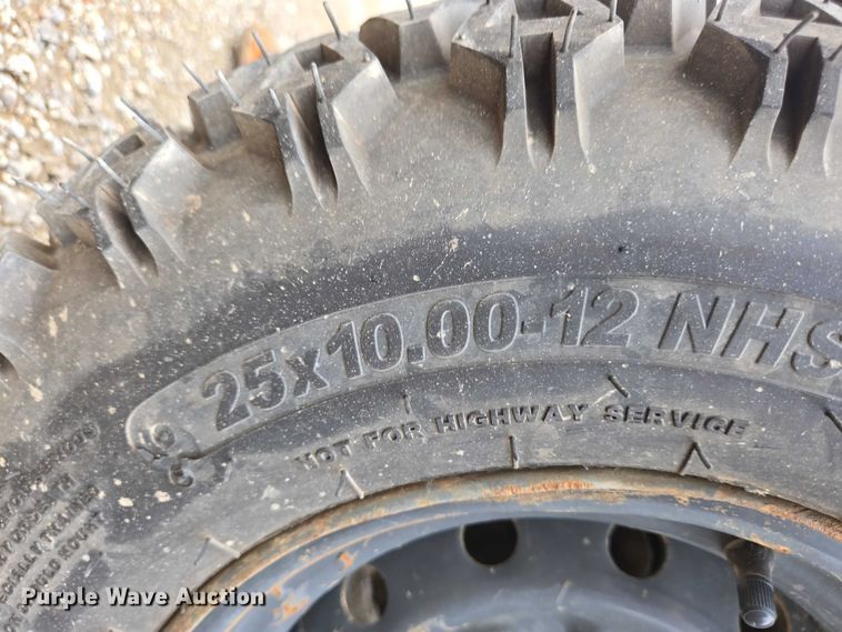 image for item EC4347 2010 Kubota utility vehicle