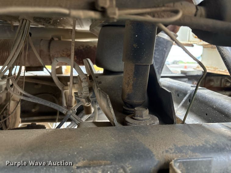 image for item EC4354 1997 Mack CH613 water truck