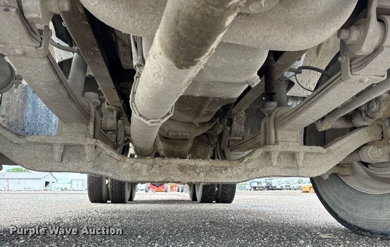 image for item EC4354 1997 Mack CH613 water truck