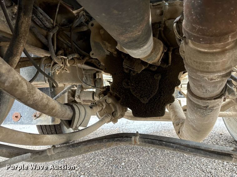 image for item EC4354 1997 Mack CH613 water truck