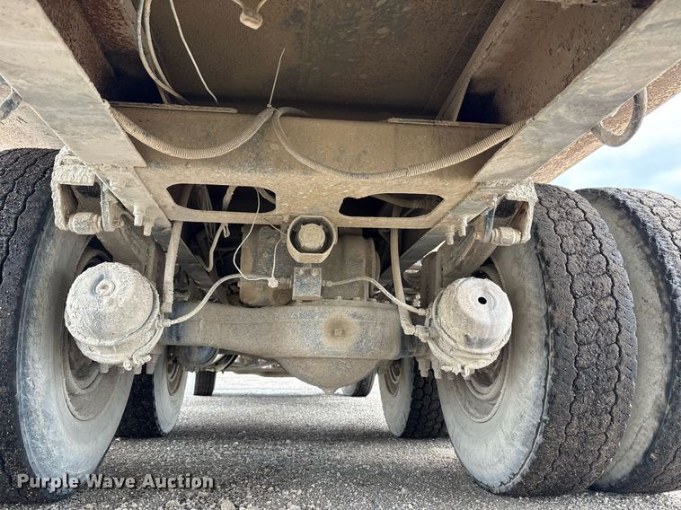 image for item EC4354 1997 Mack CH613 water truck