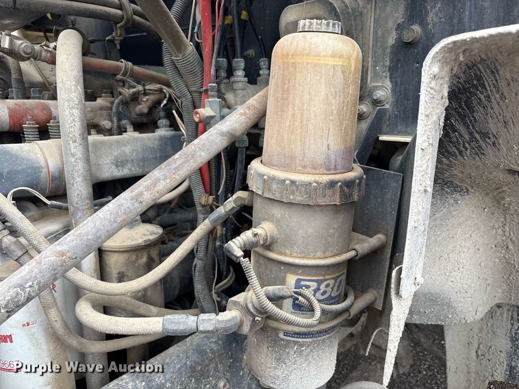 image for item EC4354 1997 Mack CH613 water truck