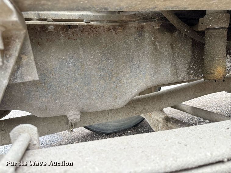 image for item EC4354 1997 Mack CH613 water truck