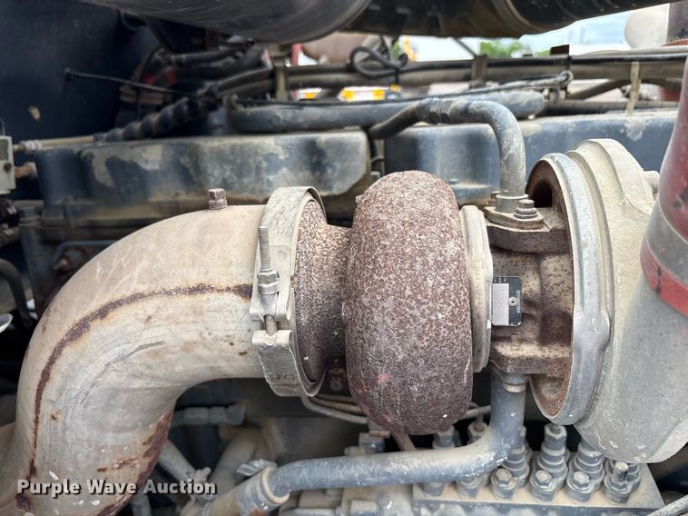 image for item EC4354 1997 Mack CH613 water truck