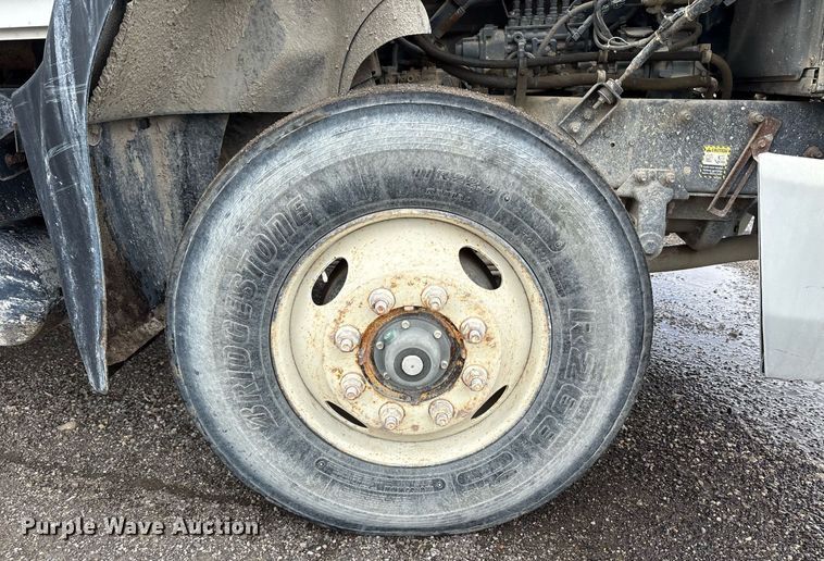 image for item EC4354 1997 Mack CH613 water truck