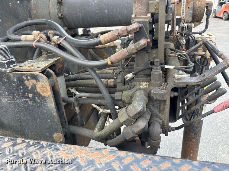 image for item EC4355 2000 GMC C8500 crane truck