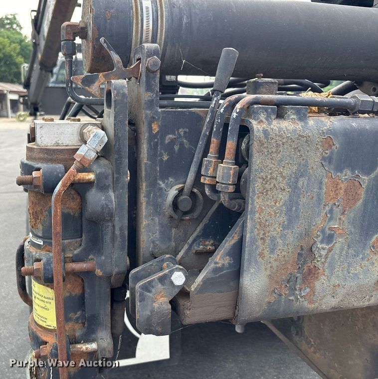 image for item EC4355 2000 GMC C8500 crane truck