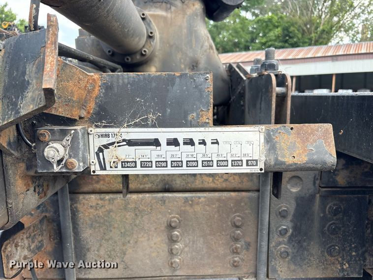 image for item EC4355 2000 GMC C8500 crane truck