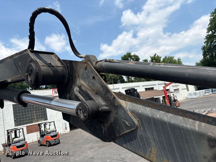 image for item EC4355 2000 GMC C8500 crane truck