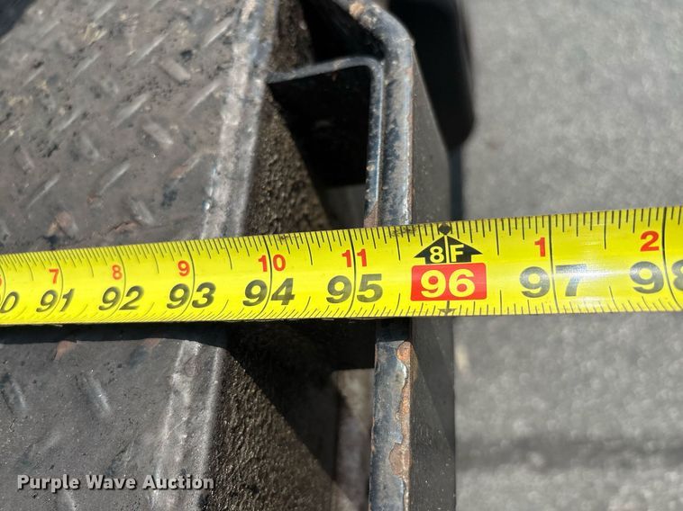 image for item EC4355 2000 GMC C8500 crane truck