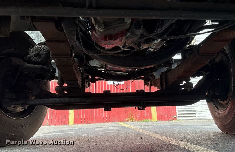 image for item EC4355 2000 GMC C8500 crane truck