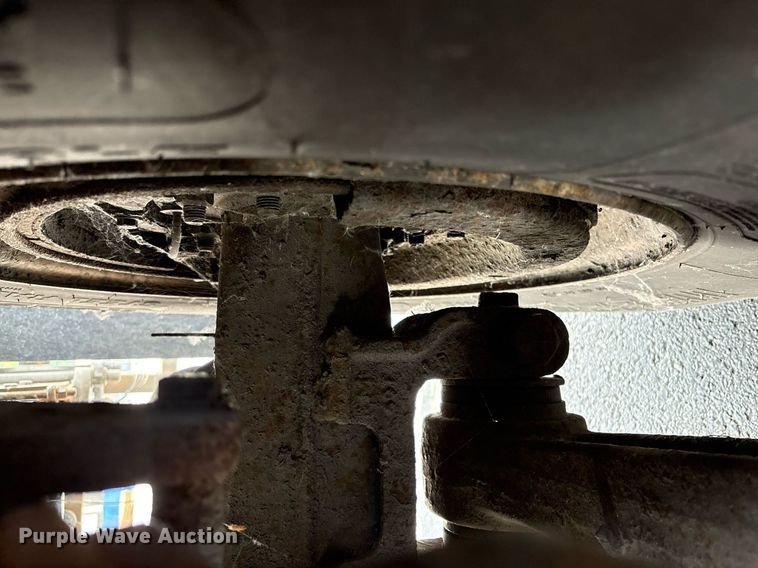 image for item EC4355 2000 GMC C8500 crane truck