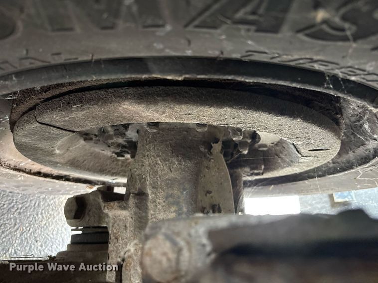 image for item EC4355 2000 GMC C8500 crane truck