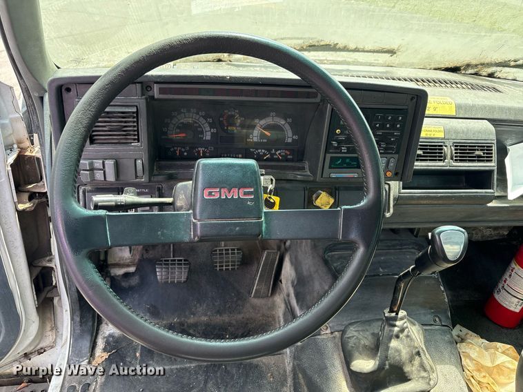 image for item EC4355 2000 GMC C8500 crane truck