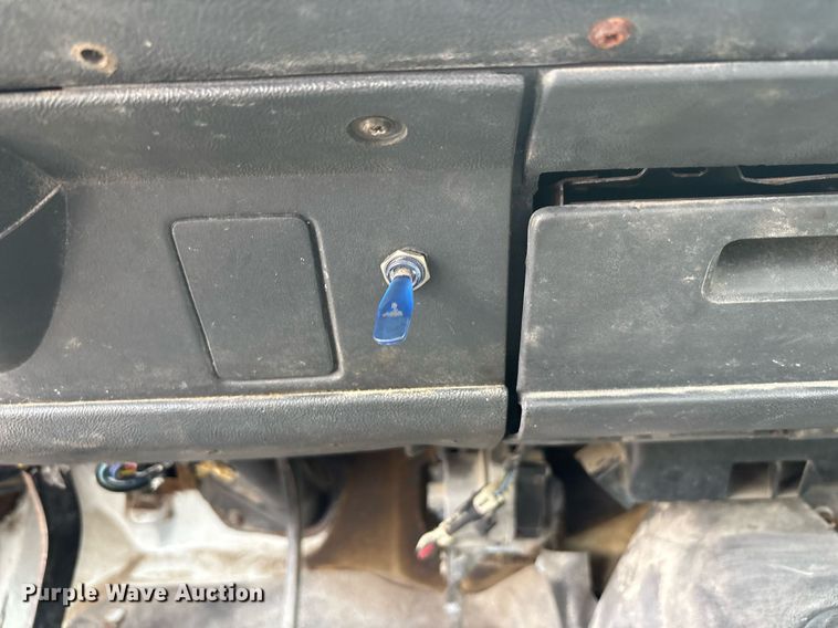 image for item EC4355 2000 GMC C8500 crane truck