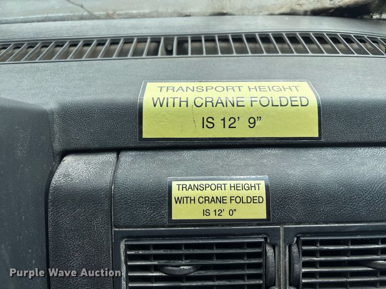 image for item EC4355 2000 GMC C8500 crane truck