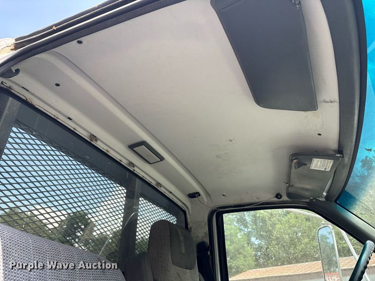 image for item EC4355 2000 GMC C8500 crane truck