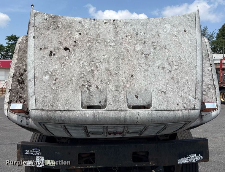 image for item EC4355 2000 GMC C8500 crane truck