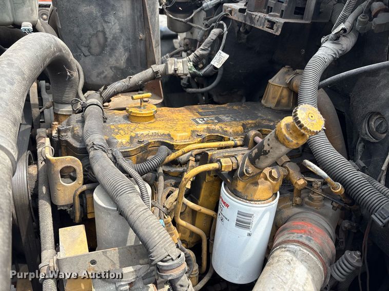 image for item EC4355 2000 GMC C8500 crane truck