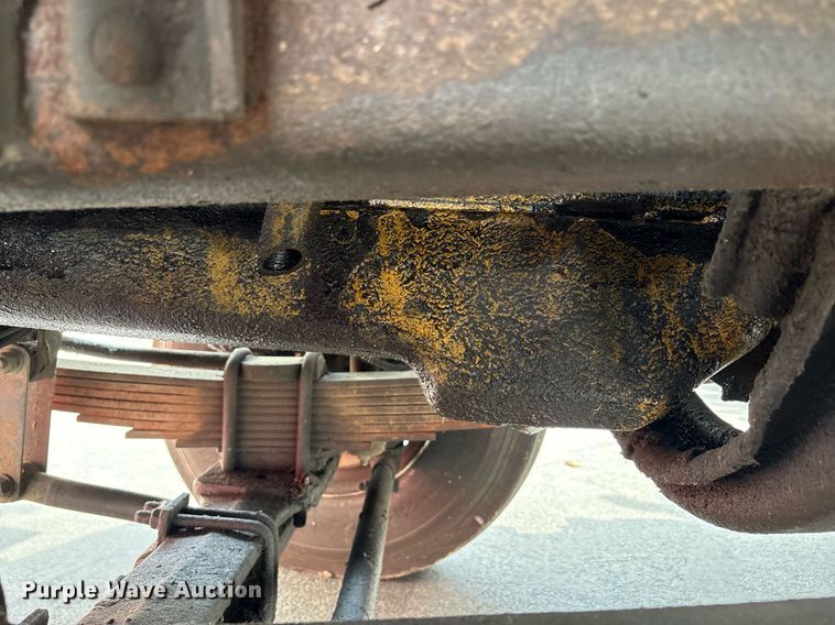 image for item EC4355 2000 GMC C8500 crane truck