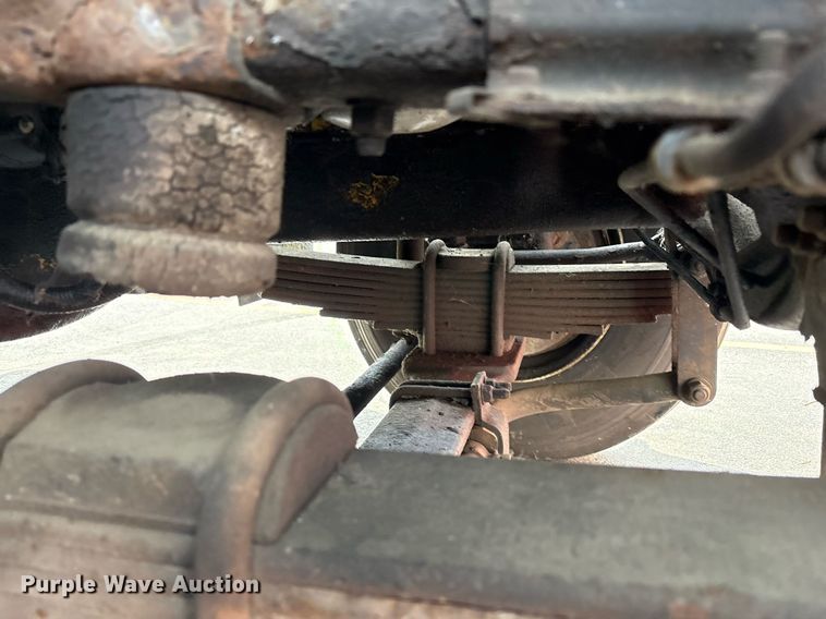 image for item EC4355 2000 GMC C8500 crane truck