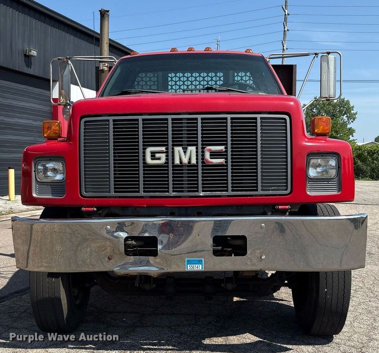 image for item EC4356 2002 GMC C8500 flatbed truck