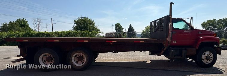 image for item EC4356 2002 GMC C8500 flatbed truck