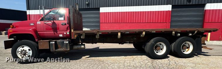 image for item EC4356 2002 GMC C8500 flatbed truck