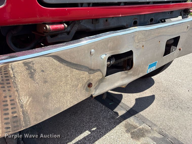 image for item EC4356 2002 GMC C8500 flatbed truck